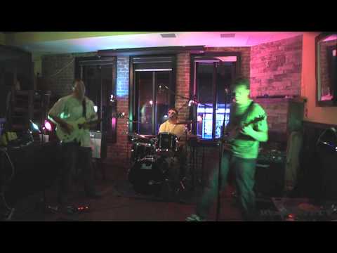 ILLIMANJARO Live @ Astoria Brewhouse 6/11/10 - End of 