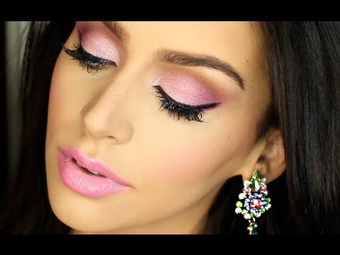 FashionIsInMyBlood’s Video 121970002260 ShHO6iNj_7o