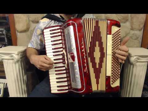 4725 - Candy Stripe Stanelli Ballerina 8 Piano Accordion LM 41 120 $799