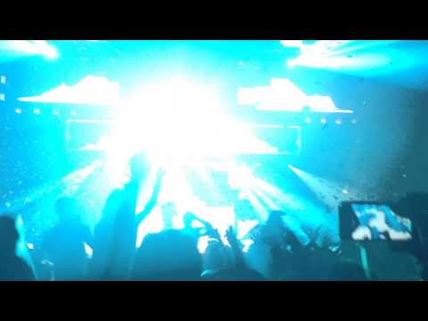 Hardwell LIVE opening set 1080p - Hardwell presents Revealed @ ADE 2013