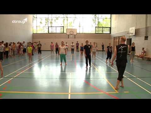 download lagu mp3 mp4 Alan Brooks, download lagu Alan Brooks gratis, unduh video klip Alan Brooks