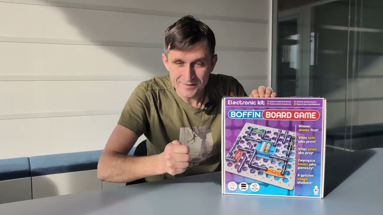 Boffin Board Game (Stolová hra)