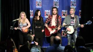 Gloriana - Wanna Take you Home - Live in the Seattle Wolf Acoustic Doghouse!