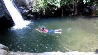 preview picture of video 'Las Siete Cascadas, Cerro de Hayas, Ecuador.'