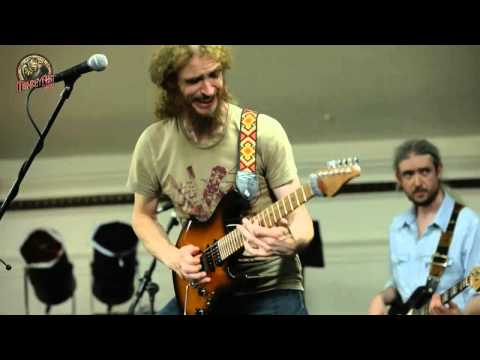 Guthrie Govan improvises Axel F, Jess Lewis follows suit on Wonderful Slippery Thing!