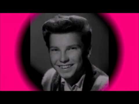 I'm Gonna Knock On Your Door  EDDIE HODGES (with lyrics)