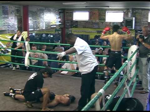 Melvin Wassing ( Calmaro Gym ) vs Ruben Brand