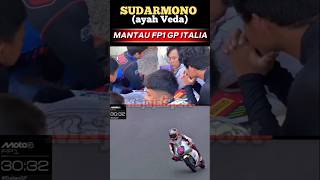 Download lagu Veda Ega Pratama di Pantau Langsung Pelatih sekaligus Ayah saat Balapan #moto3 mp3