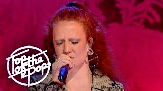 Jess Glynne - I&#39;ll Be There (Top Of The Pops Christmas 2018)