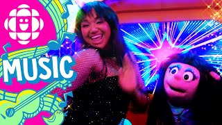 Twinkle Twinkle Little Star: Dua Lipa Parody by CBC Kids gameplay video by Labbeperry, 1:21 duration