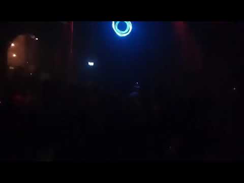 Neverdogs playing DJ Entwan, Alberto Cristian - Shake @ Bamboleo Party