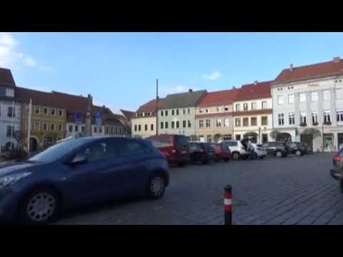 Neue Parkreihe am Altstadtmarkt - ELSTERWELLE