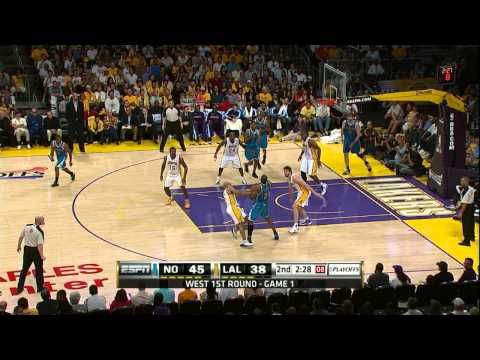 Chris Paul Rifles the Pass In to Aaron Gray