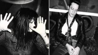 The Kills - The Last Goodbye (live at KCRW)