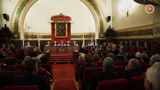 La Real Academia de Medicina entrega la Medalla de Honor a Diego Murillo