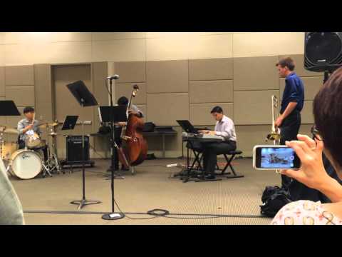 Kenya - Young Sounds 6 O'Clock Combo