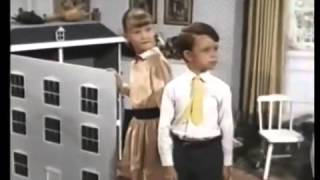 Mary Poppins A Spoonful of Sugar lyrics