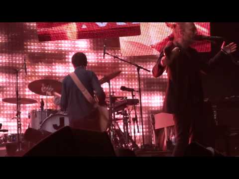 RADIOHEAD - Lotus Flower (HD) Live in Paris 2012 (1)