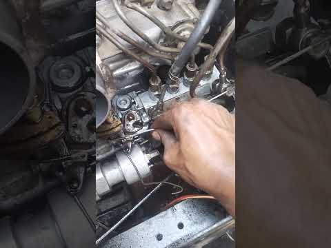 how to check engine RPM shot video viral isuzu npr truck