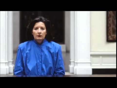 [[#Marina Abramović#]] [[#[Μαρίνα Αμπράμοβιτς]#]] &amp; [[#Ulay#]] [[#[Ουλάυ]#]], Nightsea Crossing [Διάπλους της νυχτερινής θάλασσας], 1981 – 1987. Πρόκειται για σειρά είκοσι δύο επιτελέσεων αντοχής σε διάφορες πόλεις του κόσμου, με συνολική διάρκεια ενενήντα ημέρες. Σε κάθε επιτέλεση το ζεύγος καθόταν σιωπηλό και ακίνητο, αντικριστά σε ένα τραπέζι, επί ώρες κάθε ημέρα. Σε όλη τη διάρκεια κάθε κύκλου νήστευε και έπινε μόνο νερό.