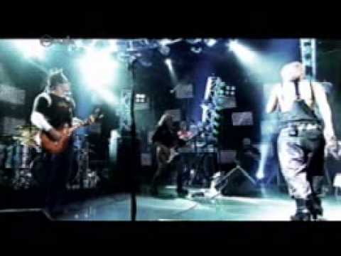 P!nk - Try Too Hard (Live @ CD:UK Spotlight 11/04/2003)