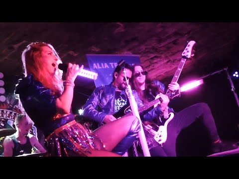 Alia Tempora - Get Well Soon - 2024-05-05 Bannerman's Bar, Edinburgh (2 of 10)