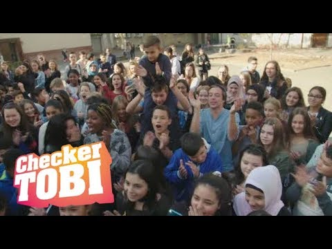 Der Demokratie-Check | Reportage für Kinder  | Checker Tobi