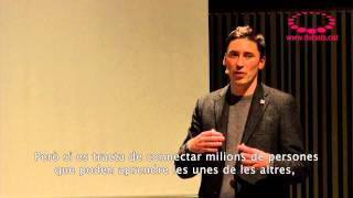 Philipp Schmidt: Poden les xarxes d’aprenentatge en línia transformar l’educació? (resum)