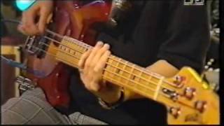 Breeders - 4 -Flipside (live MTV studios 09oct93)