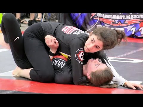 Elroy wrestling 👩‍🦰women and man👨‍🦱 #nogi #sports #wwe