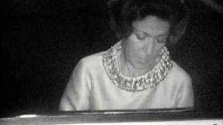 E. CHABRIER -- Cinq Pièces pour piano. Annie D'Arco, piano