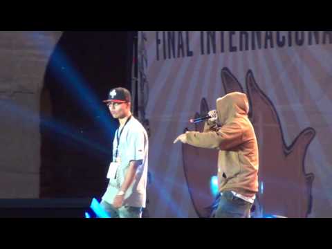 Batalla De Los Gallos 2015 / Semifinales / Tom Crowley vs Imigrante / Final Internacional