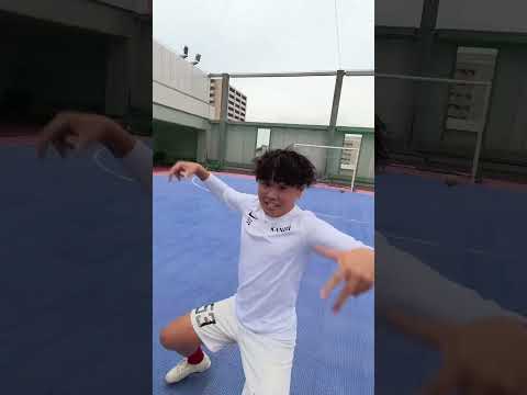 弾丸シュートとパフォーマンス　#サッカー #専門学校 #岡山