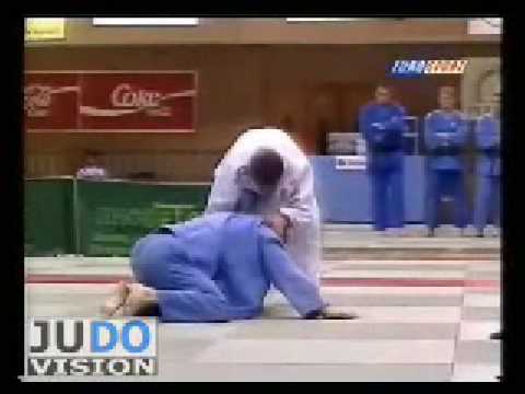 JUDO 1995 European Team Championships: Nigel Donohue (GBR) - Nestor Khergiani (GEO)