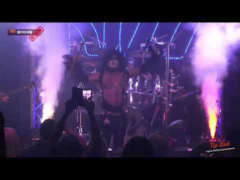 Kiss Thiss from Musicland for your Friday nights entertainment!