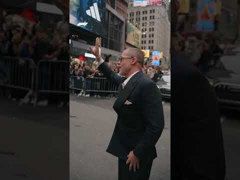 Brad made a 'Pitt' stop at the World Premiere in New York last night!