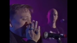 THE THE - LOVE IS STRONGER THAN DEATH (Live TV studio session)