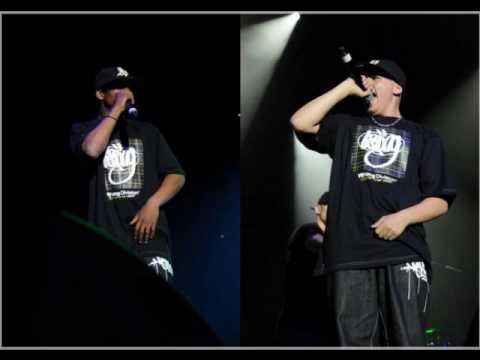 AK93 feat Kamelancien - Fait de la place