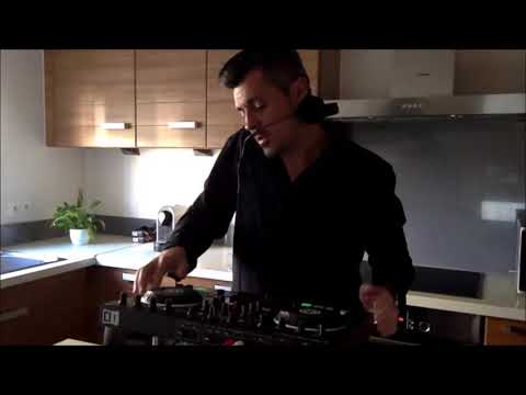 Quarantine Sessions With Louis Botella