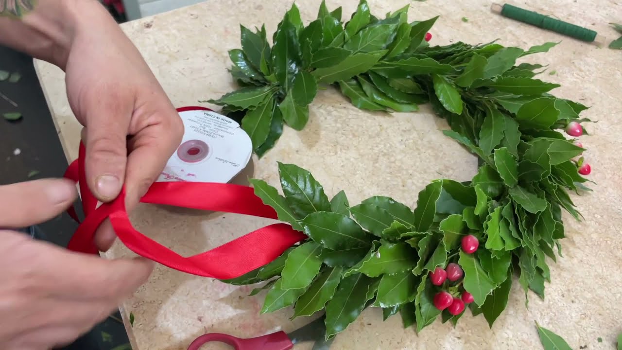 Fiorajò - Piante e Fiori | Realizzazione Corona di Alloro