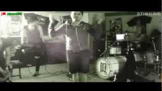 Make Me Famous - Intro &amp; Inception [Live From Stickam]