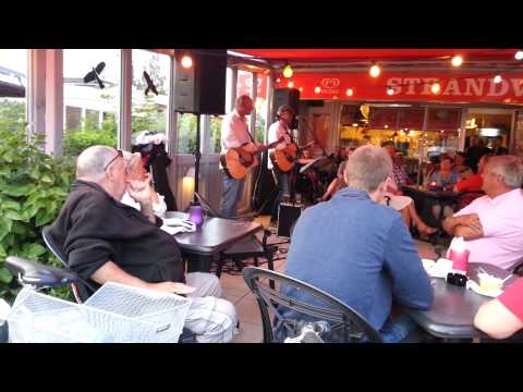 Ala Kim Larsen siste kveld på Marielyst20130713 210830