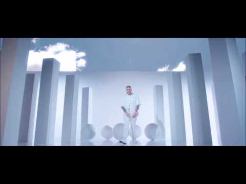 Lejos De Aqui - Farruko