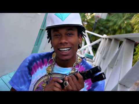 Ruben Slikk - Nicolletes Auhzzz // WUT DA LIK READ (Dir. by Pedro Films)