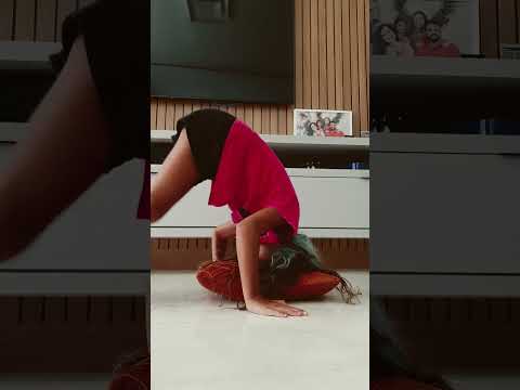 Ginástica rítmica, aprendi essa semana na aula 🤸🏽‍♀️