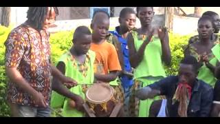 CULTURAL EXCHANGE PROGRAM   ORAN ETKIN GHANA 2014   Constant Boty in HO Volta region Ghana playing w