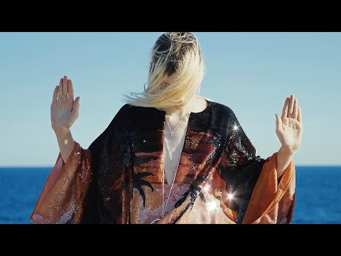 IZZY CAMINA - UP N DOWN