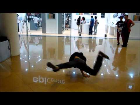 YUBERACTIVE - Floor Combat 2011 "I Like to Dance" Contest feat. Safwan