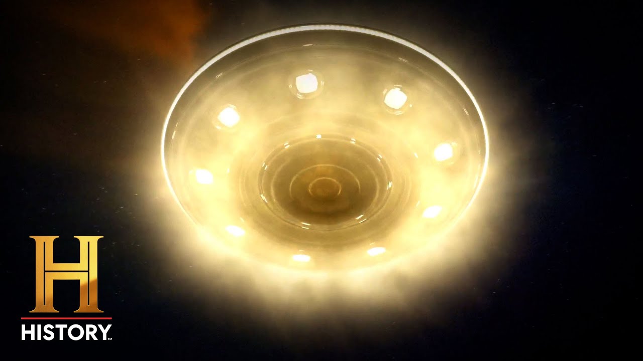 Ancient Aliens: UFO HAUNTS 10-YEAR-OLD BOY (Season 19)