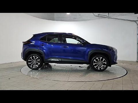 Toyota Yaris Cross Design HEV Automatic - Reversin - Image 2